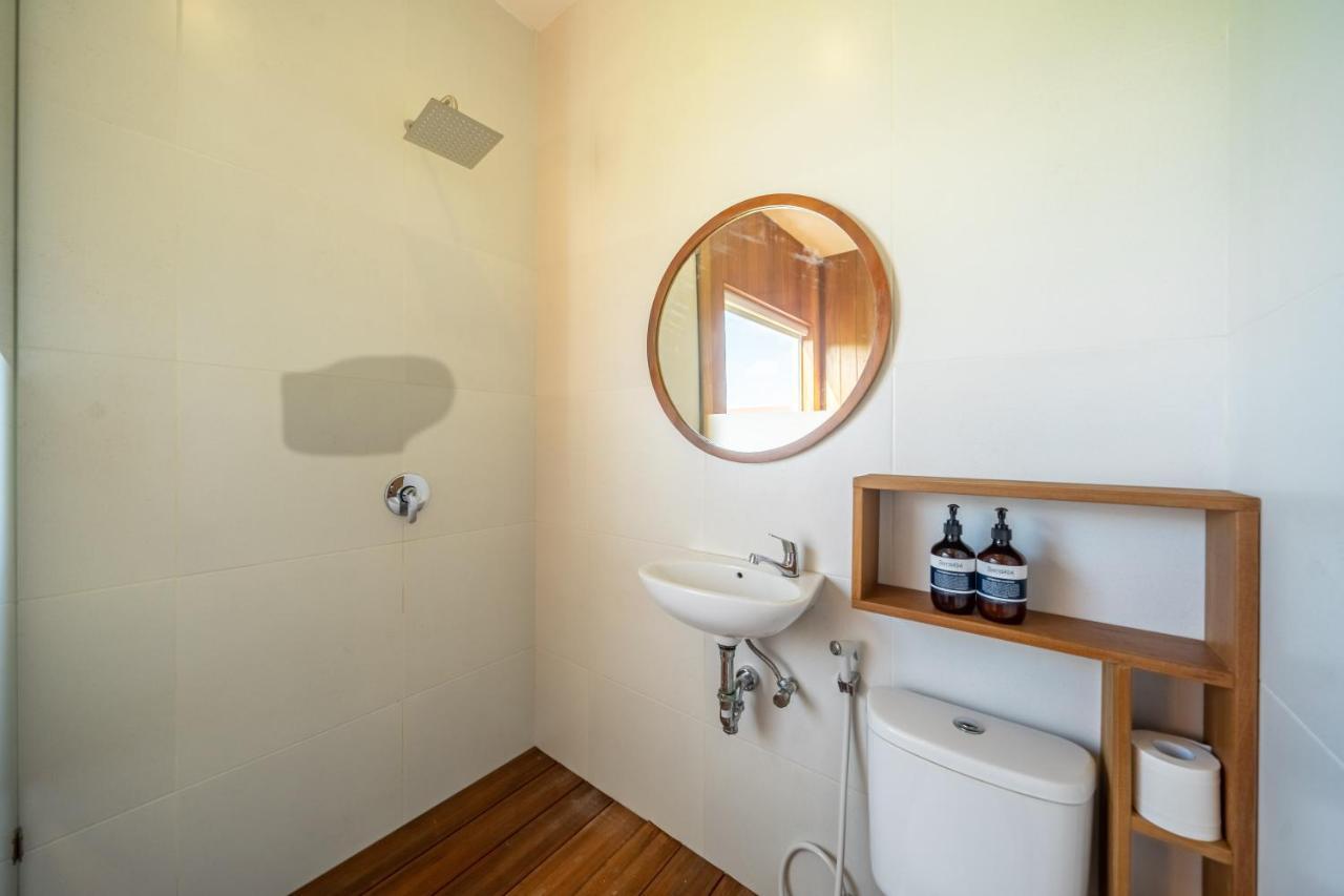 Zenden Wellness Guesthouse Canggu Buitenkant foto