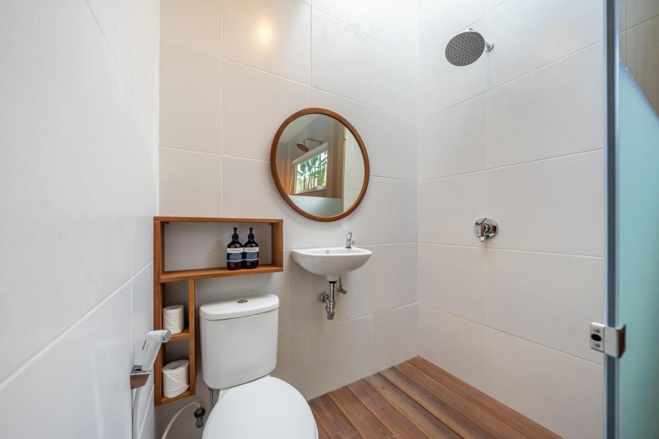 Zenden Wellness Guesthouse Canggu Buitenkant foto