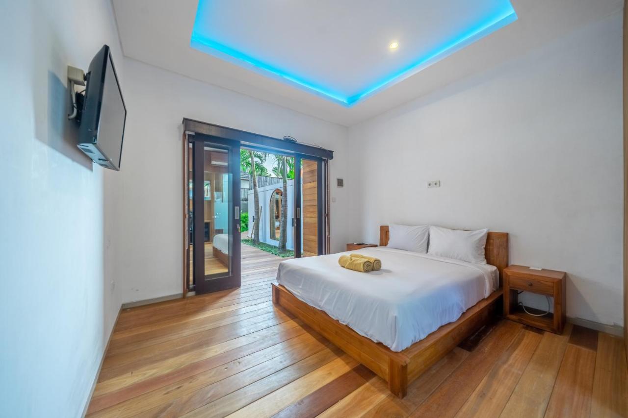 Zenden Wellness Guesthouse Canggu Buitenkant foto
